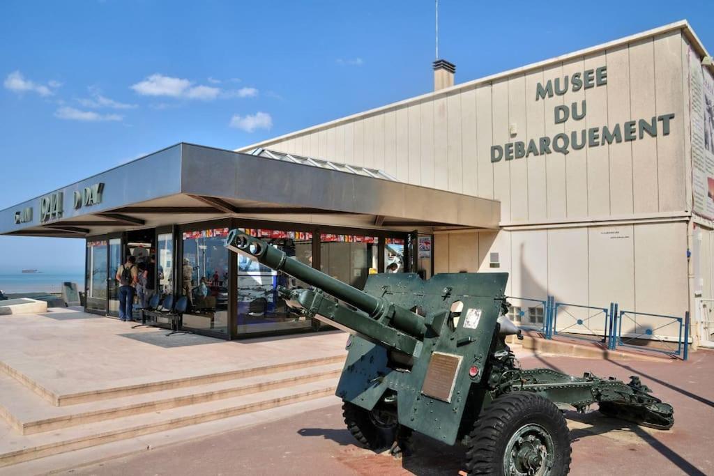 Le Joffre - Studio Sur La Digue En Centre Ville Arromanches-les-Bains Exterior foto